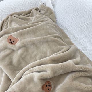 毛毯 蓋毯 保暖毯 沙發毯 加厚毯 小毯子 ins風加厚刺繡小熊牛奶絨毛毯 宿捨午休午睡單人可愛卡通小熊蓋毯