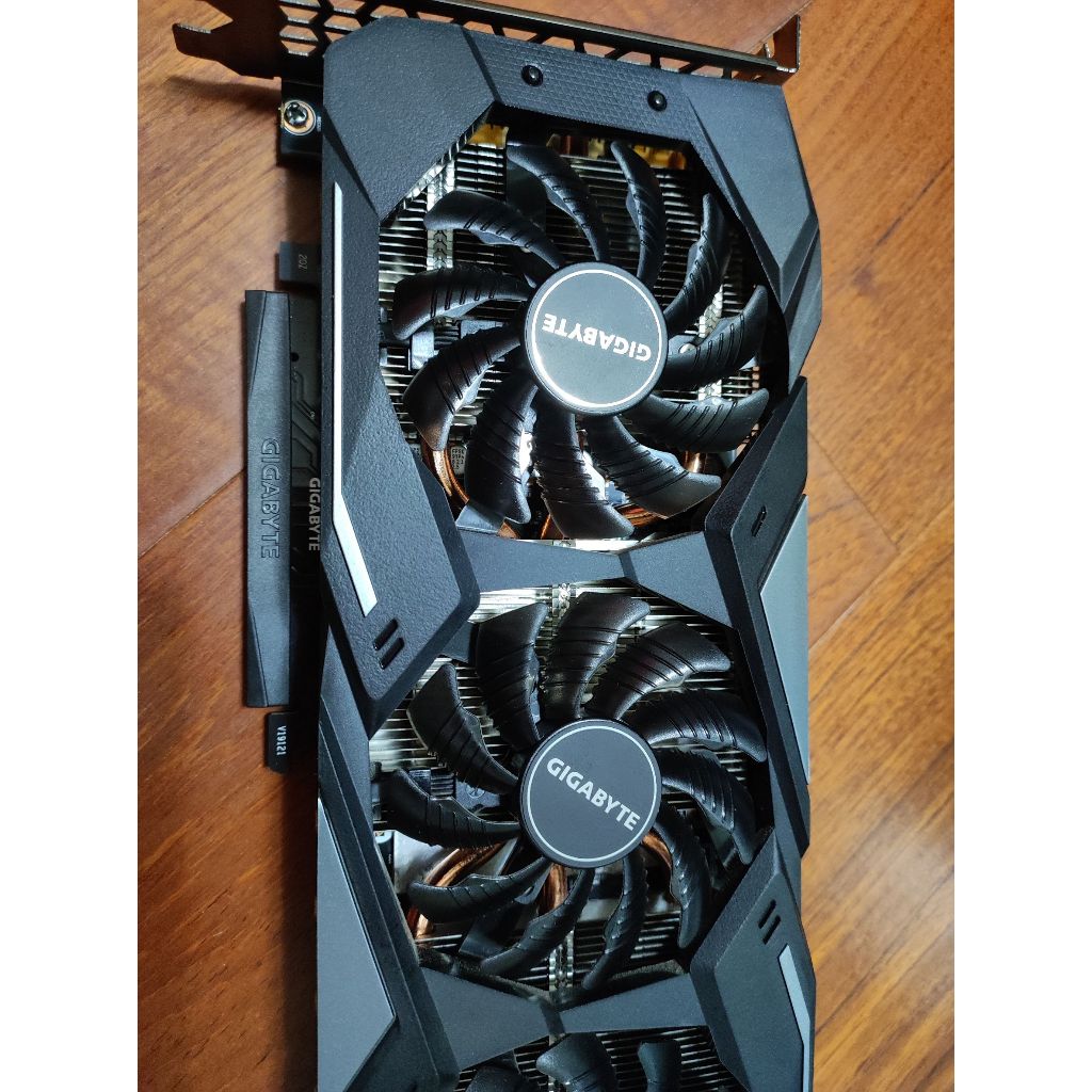 AORUS GeForce GTX 1660 SUPER 6G 三風扇