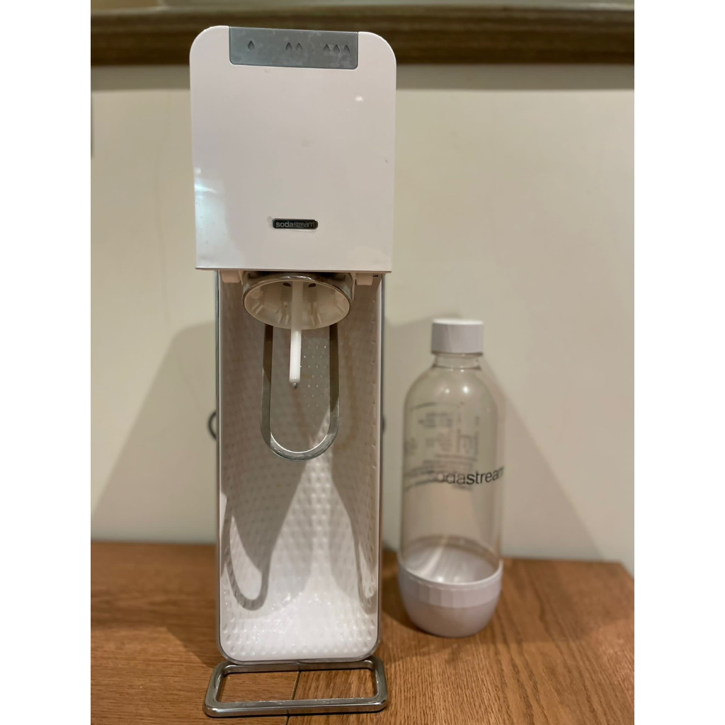 塞爾提克~二手 Sodastream 電動式氣泡水機 POWER SOURCE 旗艦機-白色