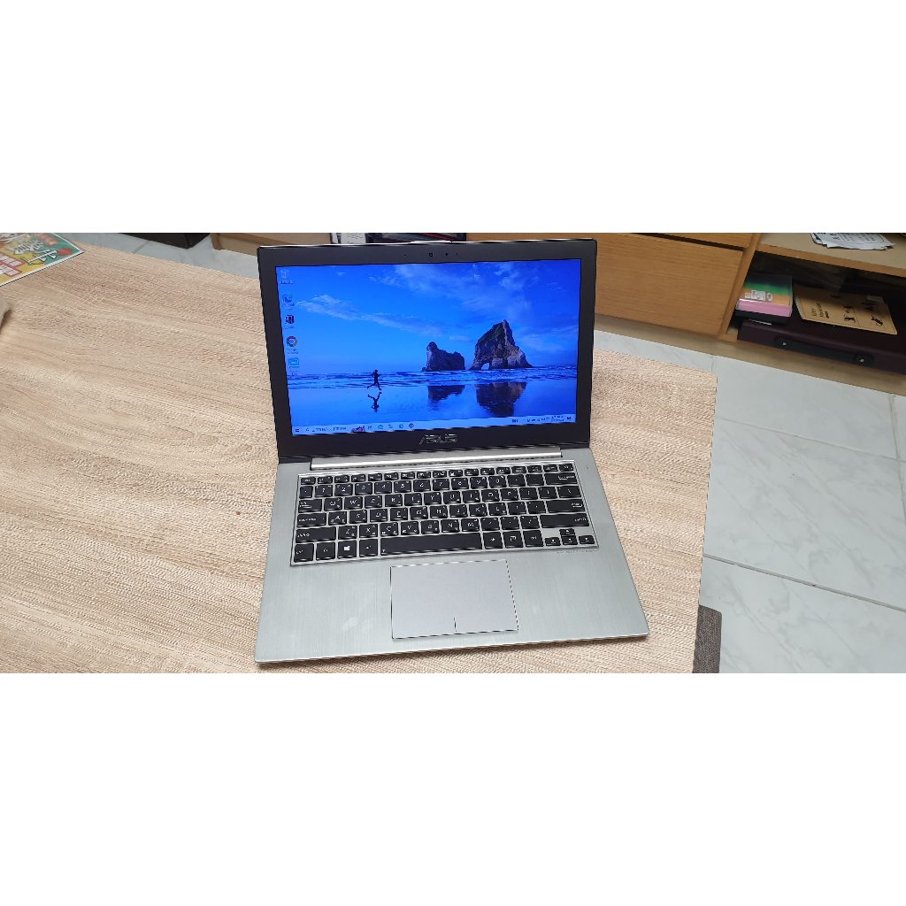 華碩 ASUS ZenBook UX32L 13.3吋 i5-4210U 8G 240G SSD 840M 獨顯