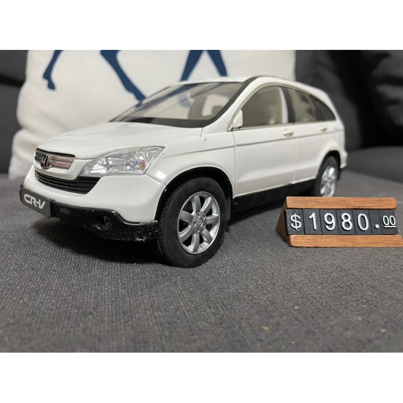 二手瑕疵稀有本田 白色系 CRV 1/18 合金模型車