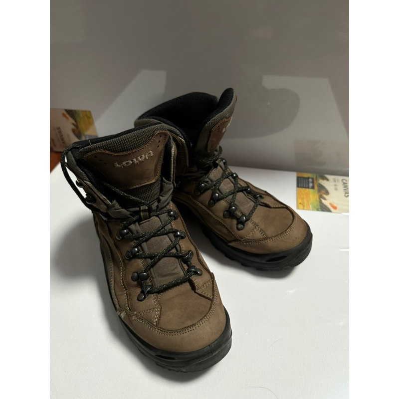 (二手）Lowa Renegade Gore-Tex Mid 中筒登山鞋 女款 尺寸38