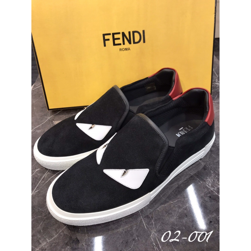 高雄凡賽斯歐洲精品 FENDI 芬迪 白色皮革怪獸眼睛 黑色麂皮鞋面 紅色皮革鞋尾 黑色 懶人鞋 布鞋 板鞋 穆勒鞋