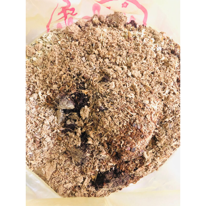 乾燥粉碎廚餘，可做堆肥