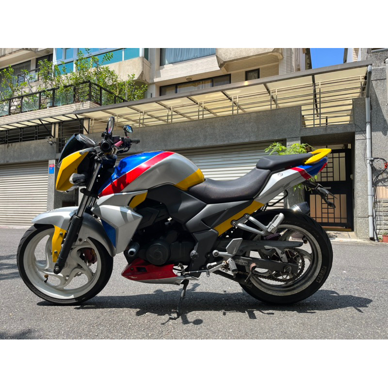 SYM T2 250cc 鋼彈配色 手工烤漆 特價3.5萬辦到好