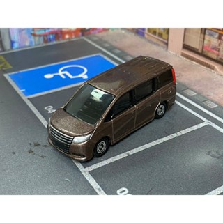 TOMICA-A02-無盒戰損-豐田 NOAH-休旅深棕