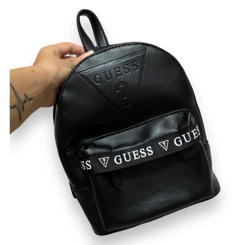 🎒 Guess 經典倒三角雙肩印花後背包 全新閒置品 二手價出清