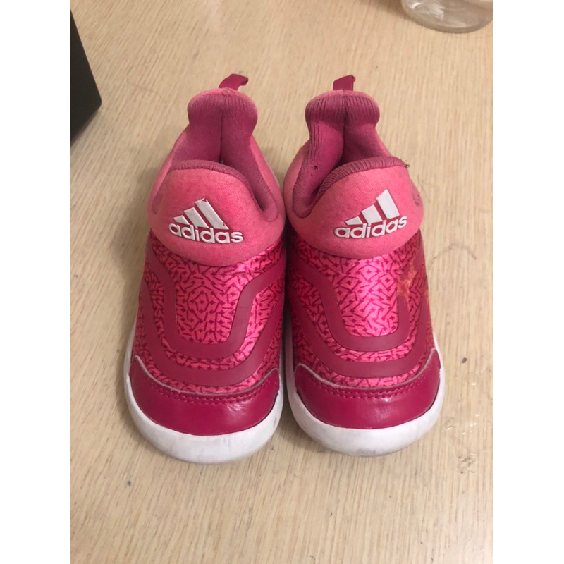 adidas粉紅色休閒運動鞋
