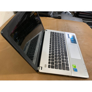 華碩ASUS X450J I5-4200H/8G/240 SSD/745M 2G/14寸獨顯效能機