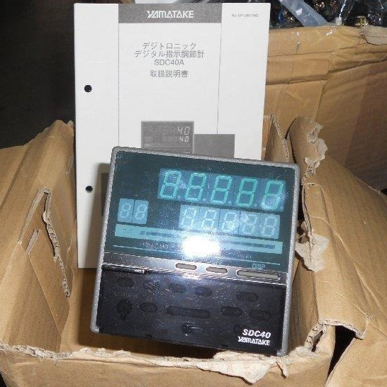 全新 日本 山武 YAMATAKE  溫度控制器  SDC40   C40A5G0AS09000 (D1)