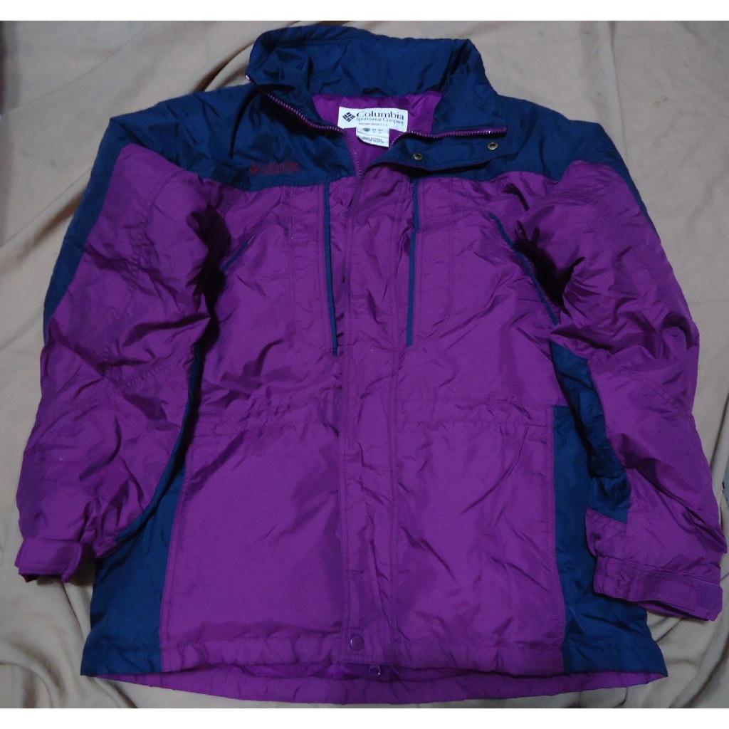 Columbia 紫色+藍色無帽羽絨外套,60%羽絨USA18/20,UK13+,胸寬66cm,帽扣缺一個如圖,降價出清