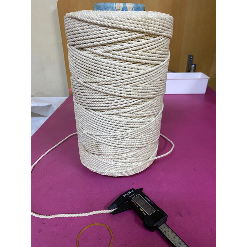 棉繩約3mm一顆2.5公斤原價450元特價350元用來編織包包藝術品綁小樹木