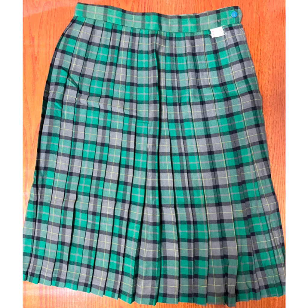 特價 二手制服  樹人家商女生制服 贈送領帶