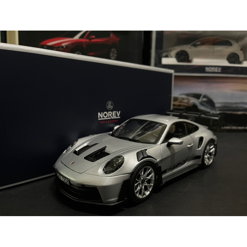 【ERIC】1:18 1/18 Norev Porsche 911 992 GT3 RS 2022 金屬模型車