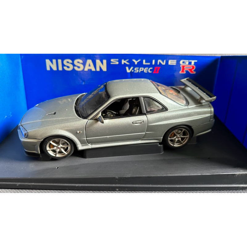 AUTOart奧圖亞 1/18｜Nissan Skyline GT-R V-spec II R34｜1:18金屬模型車