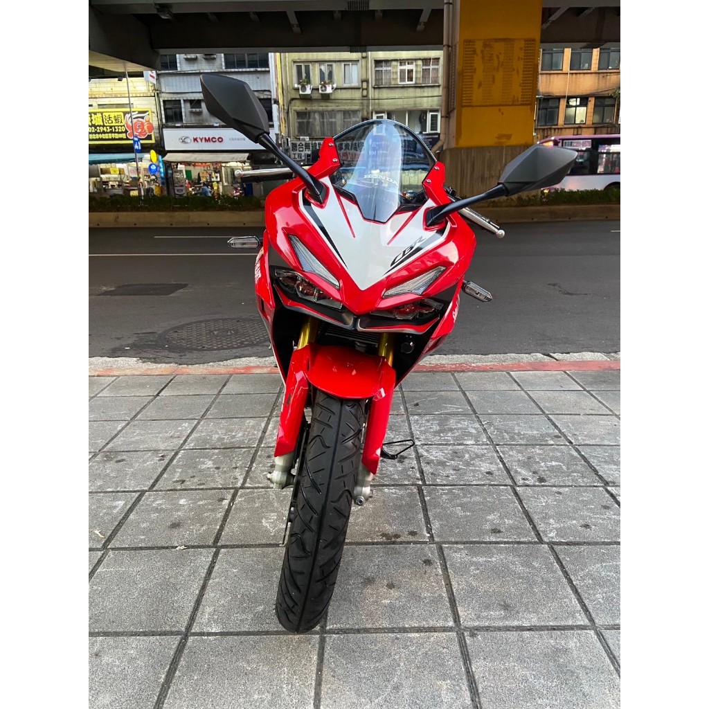 (貳輪嶼二手機車-新北中和店)2022年 HONDA CBR150R #0013