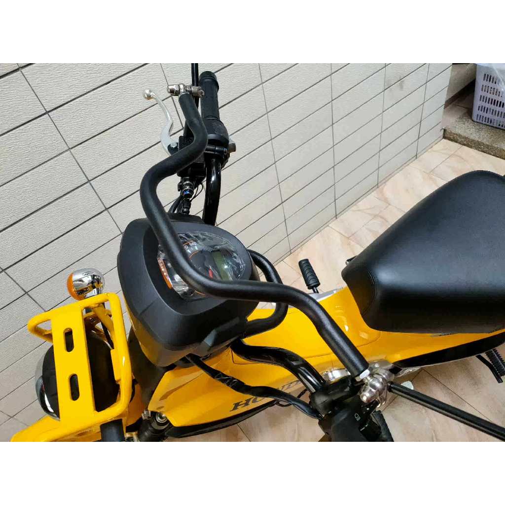 CUB110摩托車手機支架 適用於 Honda Cross Cub 110改裝機車防震手機架 CC110  CC110貨