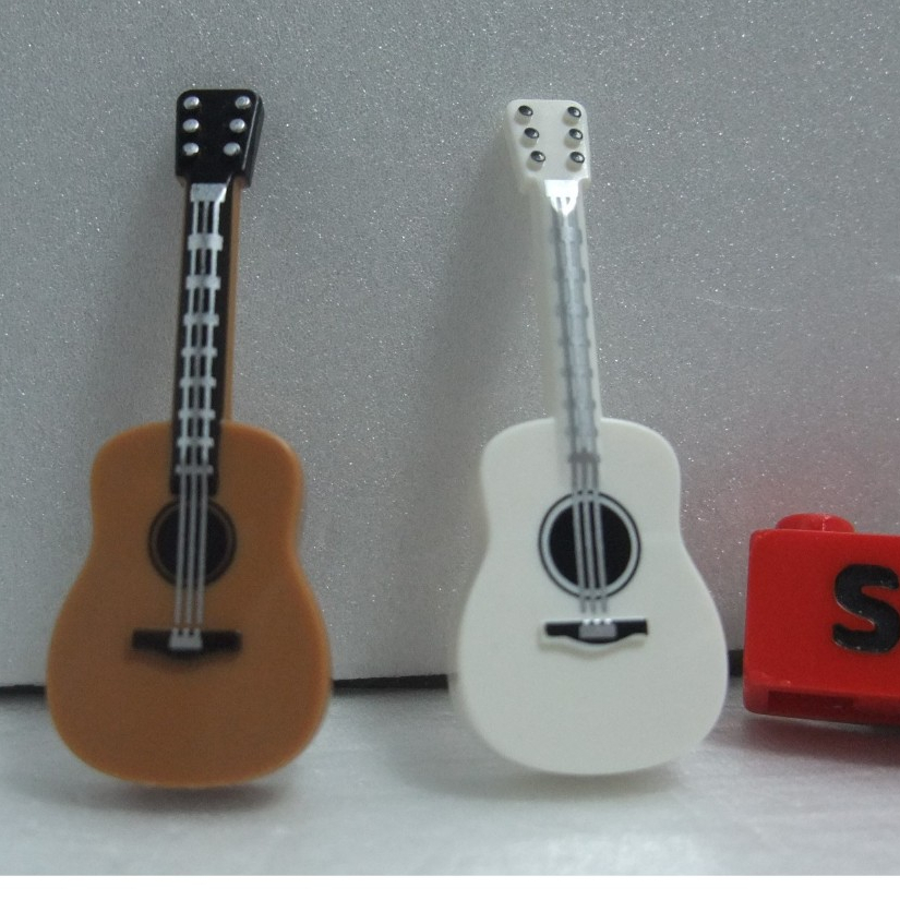 【積木2010】樂高 LEGO 牛奶糖色 白色 吉他 / 21317 25975pb01 道具 (U-16)