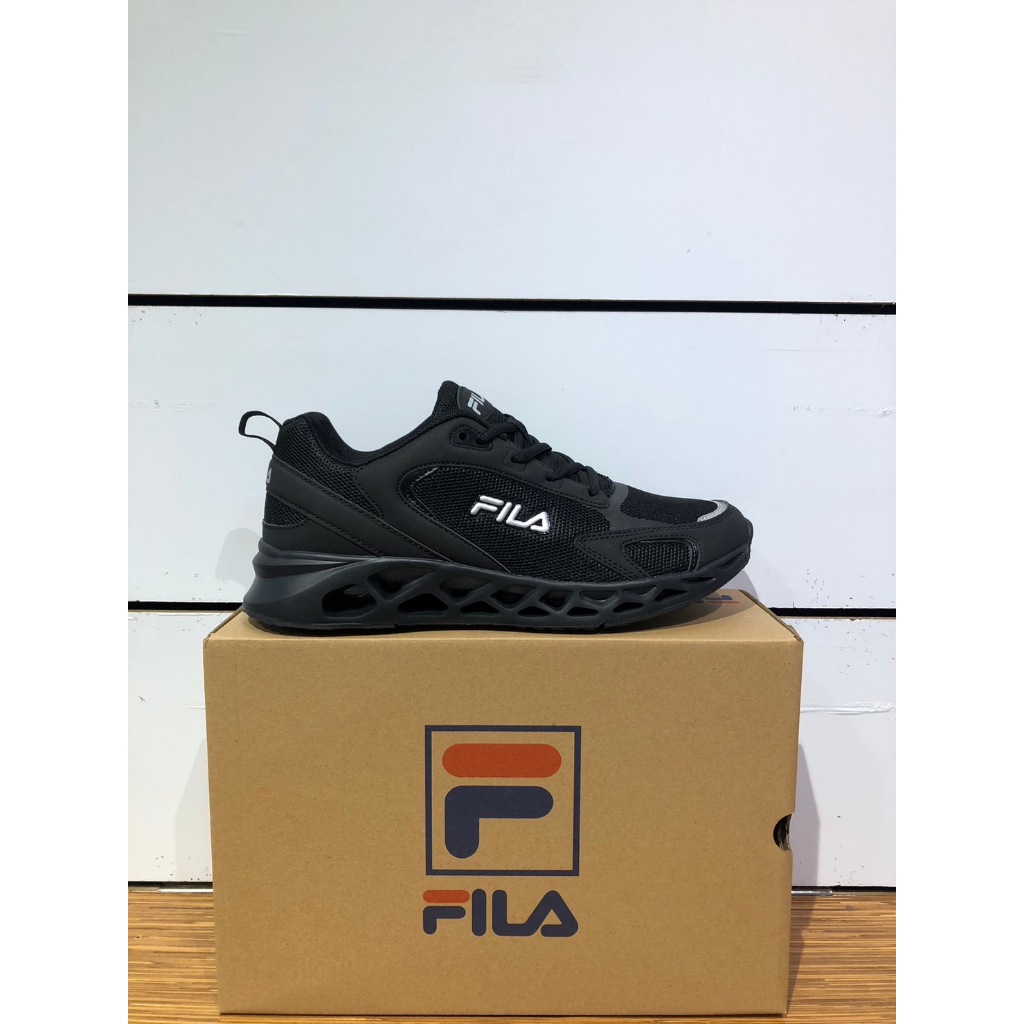 【清大億鴻】FILA 男款黑色慢跑鞋1J311X-001