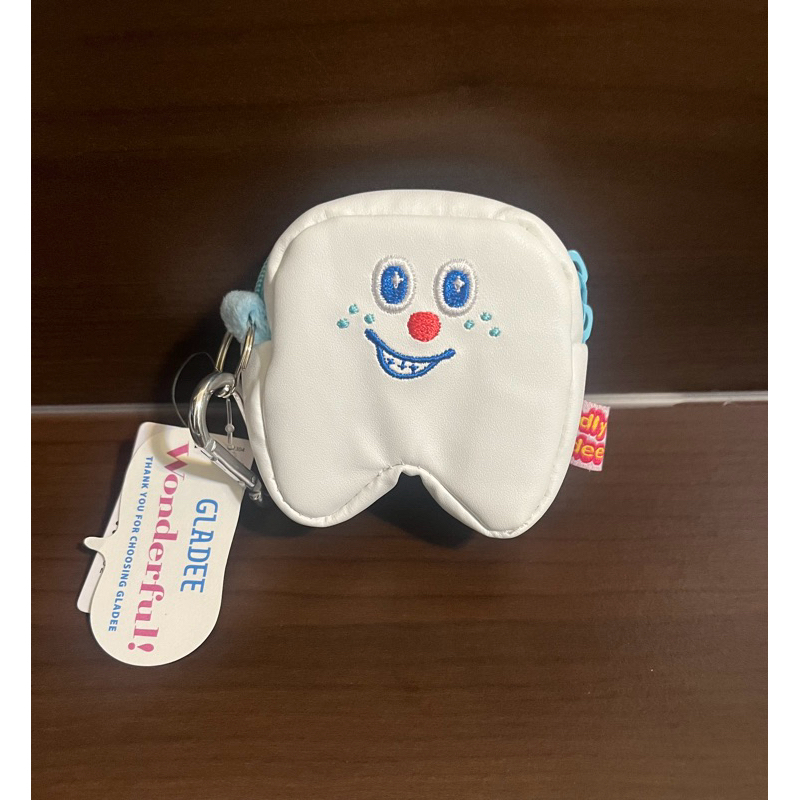 【下北澤日本館】gladee牙齒造型AirPods耳機包