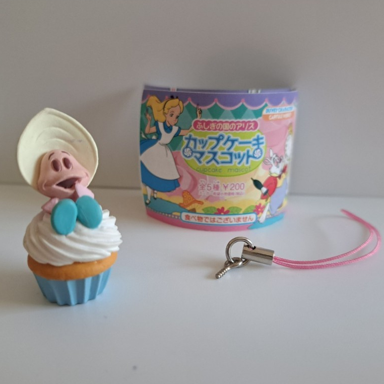 【現貨】牡蠣寶寶 杯子蛋糕 公仔 愛麗絲夢遊仙境 日本 絕版 老物 收藏品