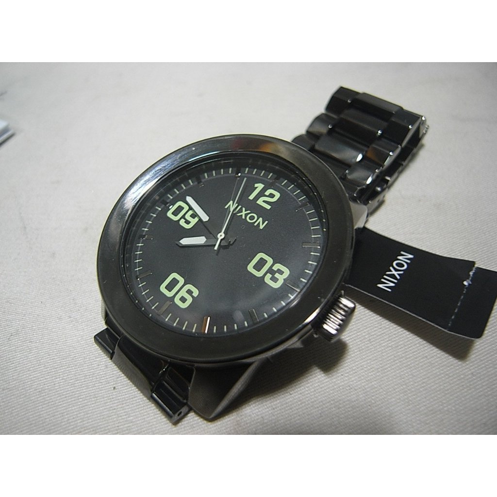 近全新-Nixon大錶面個性數字顯示腕錶/黑面黑鋼-金屬鋼錶帶手錶 CORPORAL SS 曠野風潮時尚運動