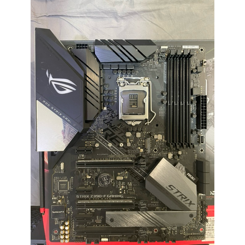 個人自售 ASUS ROG-STRIX Z390-F Gaming