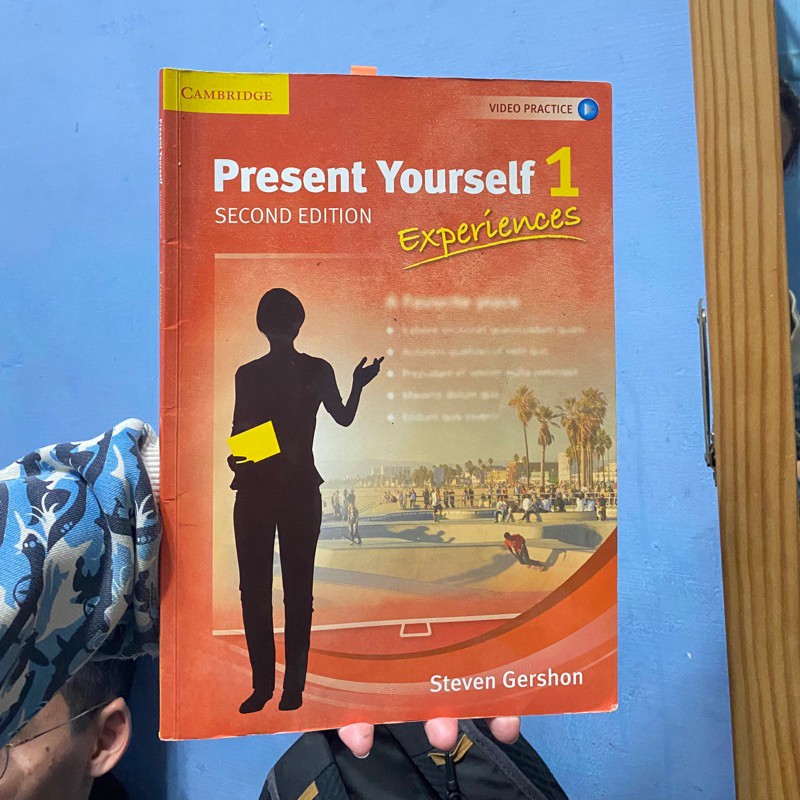 英文二手書）Present Yourself 1 SECOND EDITION，Steven Gershon