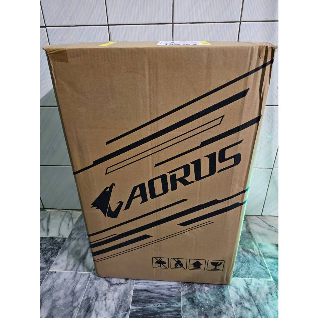 [全新]GIGABYTE 技嘉 AORUS 行李箱 24吋