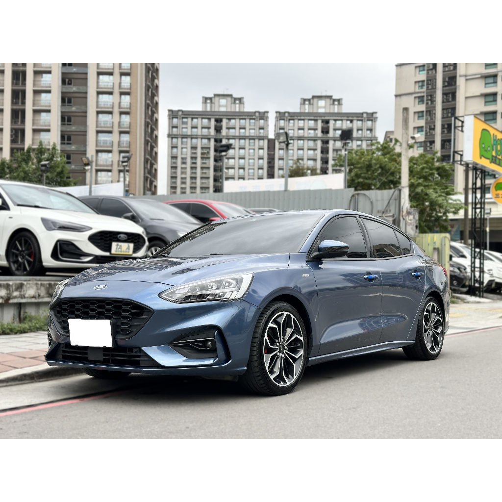 2021 Ford Focus 4D ST-Line Lommel,原廠新車保固中,年底優惠特價,實車實價