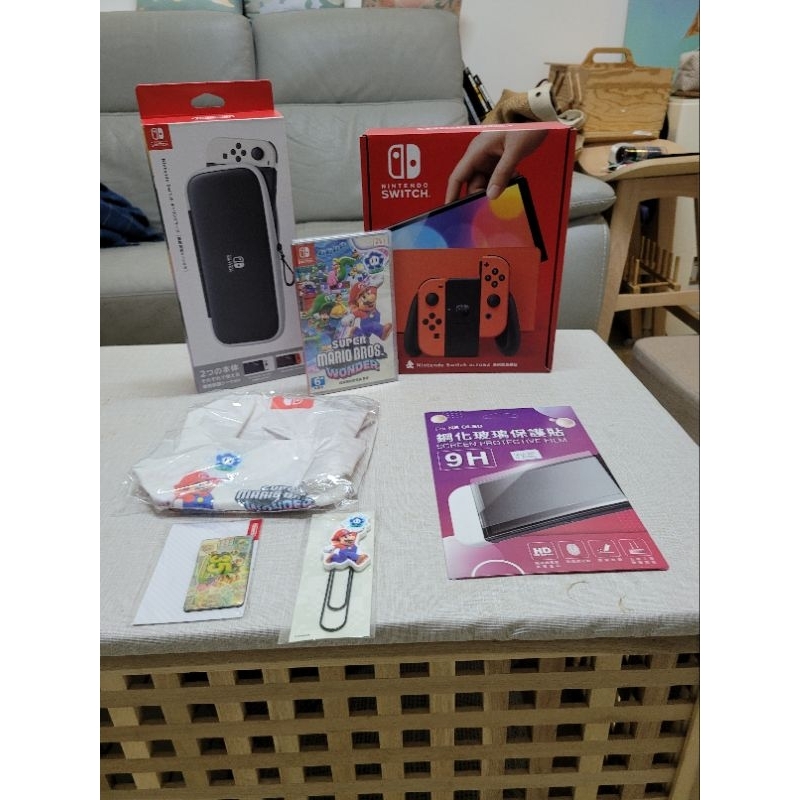 全新瑪利歐驚奇同捆包 Nintendo Switch （OLED款式）瑪利歐亮麗紅版主機