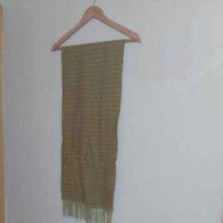 綠色羊絨長方形流蘇圍巾
