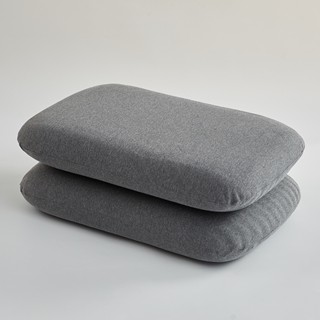 免運！天然乳膠枕 / 乳膠單人麵包枕/ 乳膠護頸舒眠枕頭/民宿愛用枕頭/記憶枕/護頸枕 男女情侶乳膠小枕頭