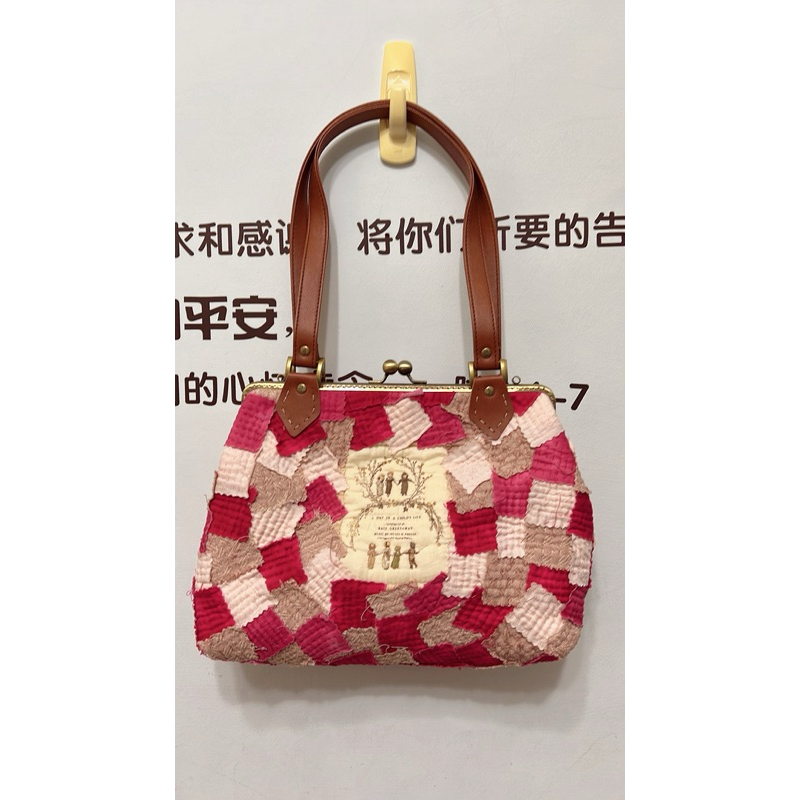 A23【全新】【熱銷】【手工拼布包】日本花布側背包/肩背包 粉紅花布拼布