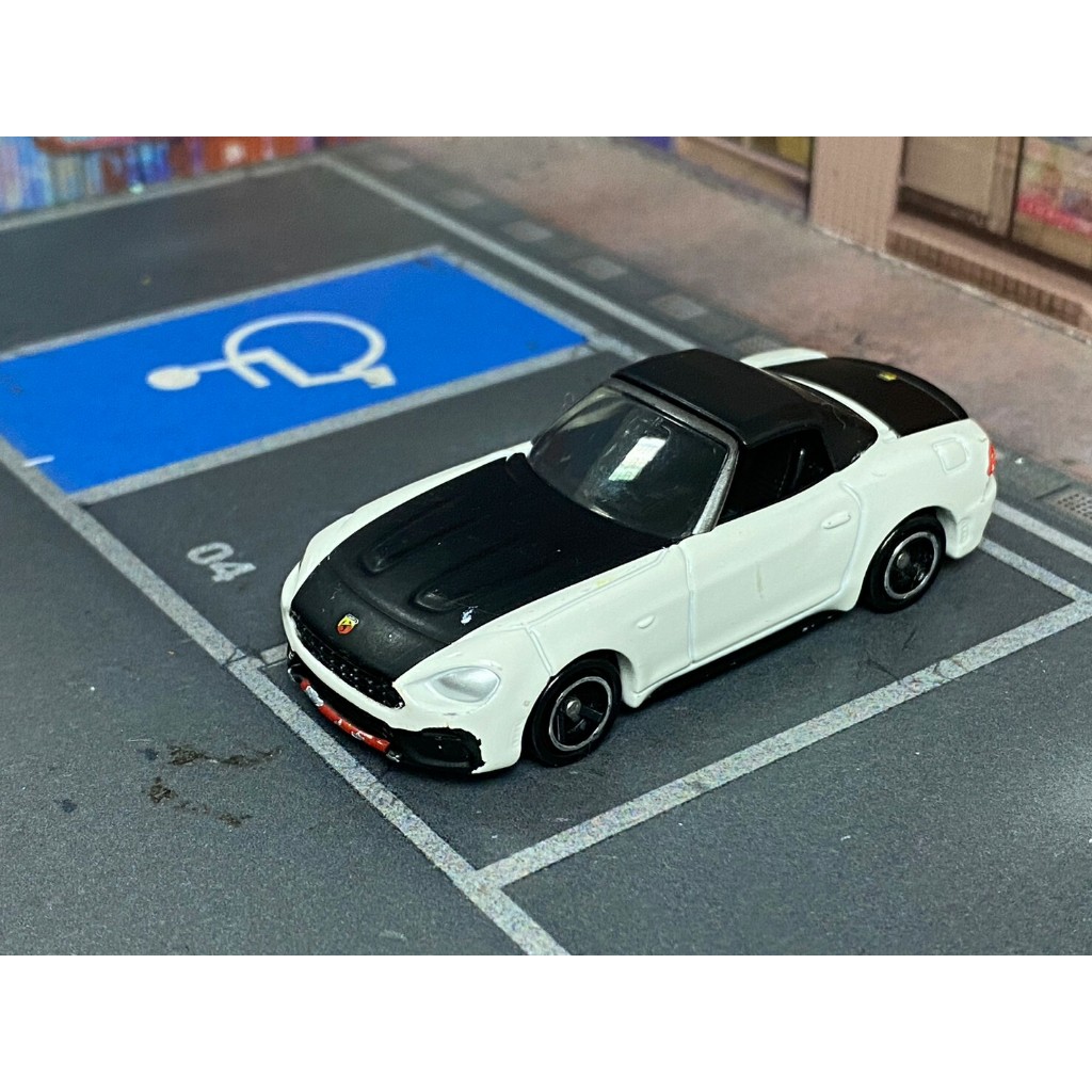 TOMICA-A17-無盒戰損-Fiat 124 Spider-黑蓋白