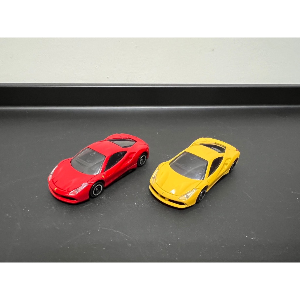 🚗_Tomica多美 Ferrari 488 GTB 法拉利 整套出售（2台 ）