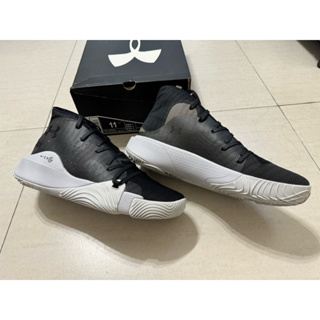 Under Armour UA Spawn Mid 中筒 籃球鞋 黑 白 3021262-004