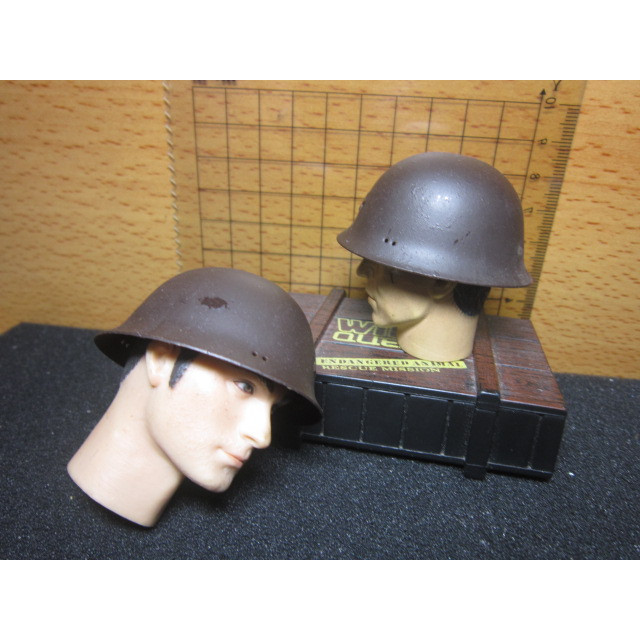 WJ1W二戰部門 mini模型1/6戰場舊化金屬製日軍鋼盔一頂(有星徽及氣孔設計 有些生鏽舊化)