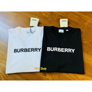 現貨Burberry 男、女成人可穿款、立體感、 印刷字母Logo經典黑色、白色短袖T恤。