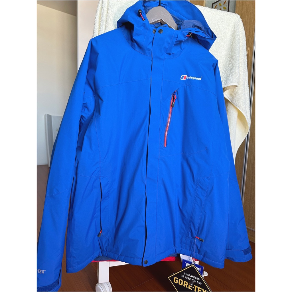 【全新品-現貨】英國Berghaus Gore-Tex 防水保暖外套 登山 衝鋒衣