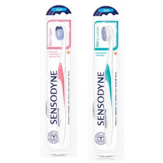 【SENSODYNE】舒酸定 牙齦護理 - 抗敏軟毛牙刷 / 深層潔淨 - 抗敏纖柔毛牙刷 單入 顏色隨機【紅綠蘋果】