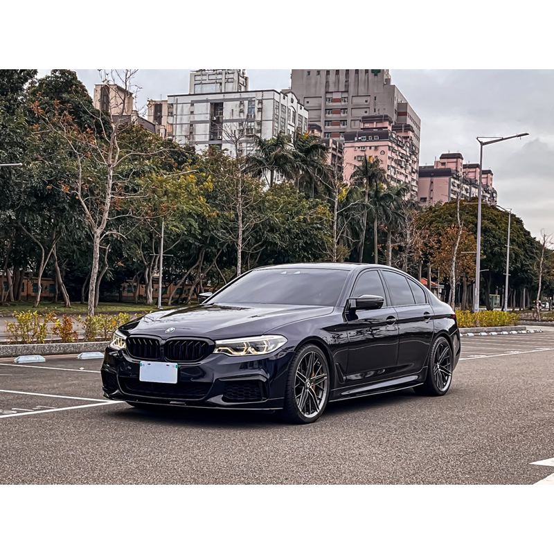 正2017年BMW 540i 5AS M-Sport XDrive