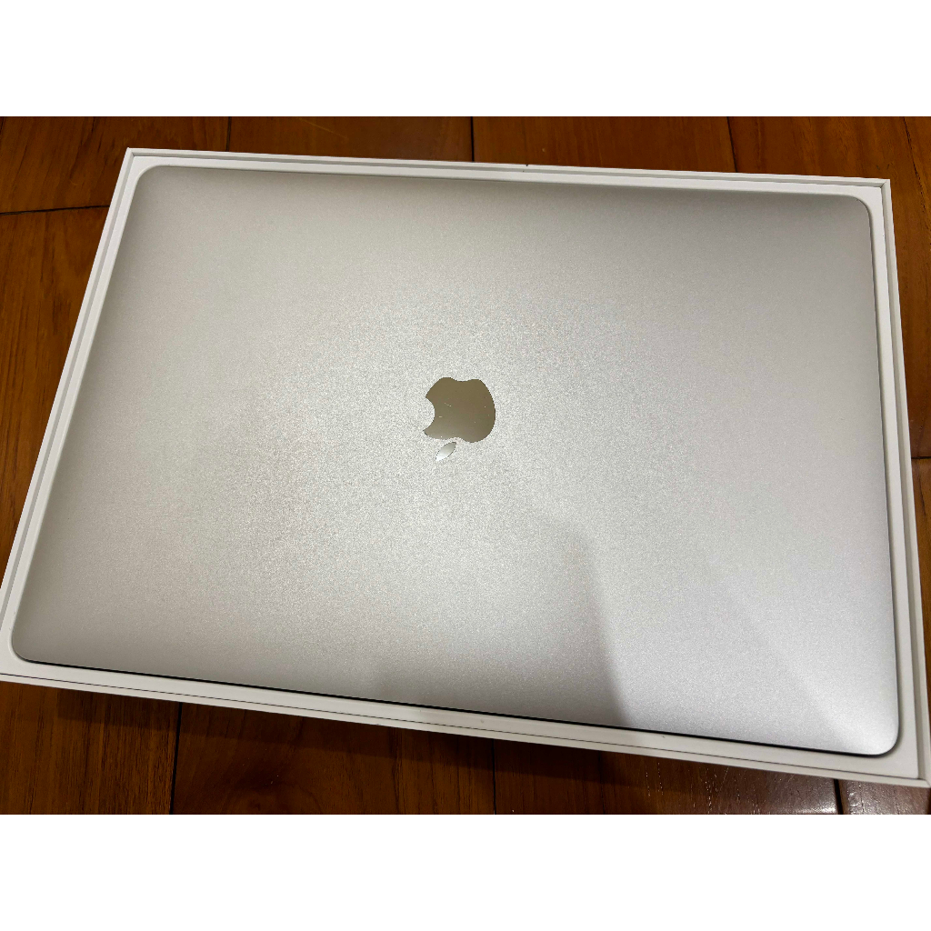 Apple 2018 MacBook pro i7 15吋 16G 256G A1990 銀色 蘋果電腦 二手