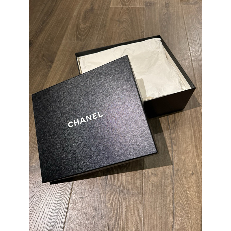CHANEL香奈兒鞋盒大的含包裝紙