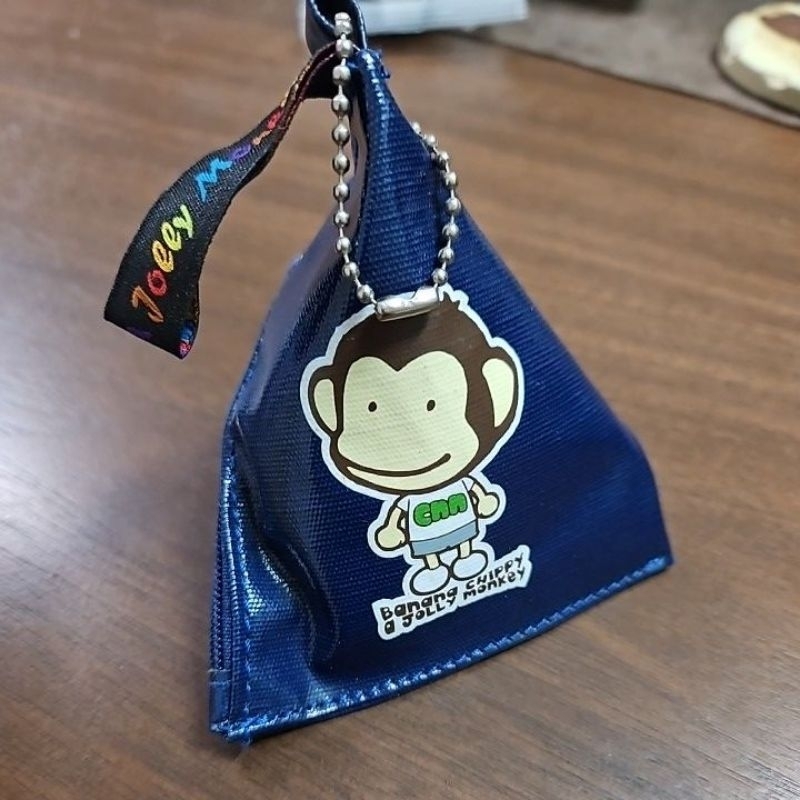 馬桶洋行 零錢包 就是一個三角粽子形狀的零錢包 也可以當吊飾 小包 零錢包