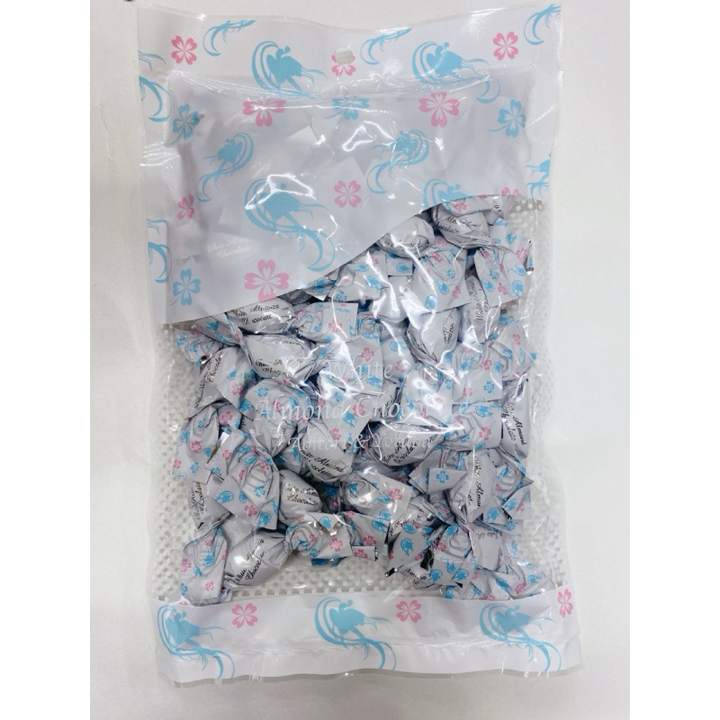 【Ms.Wen生活選品】預購🎀日本 北海道白色杏仁巧克力 白巧克力 250g