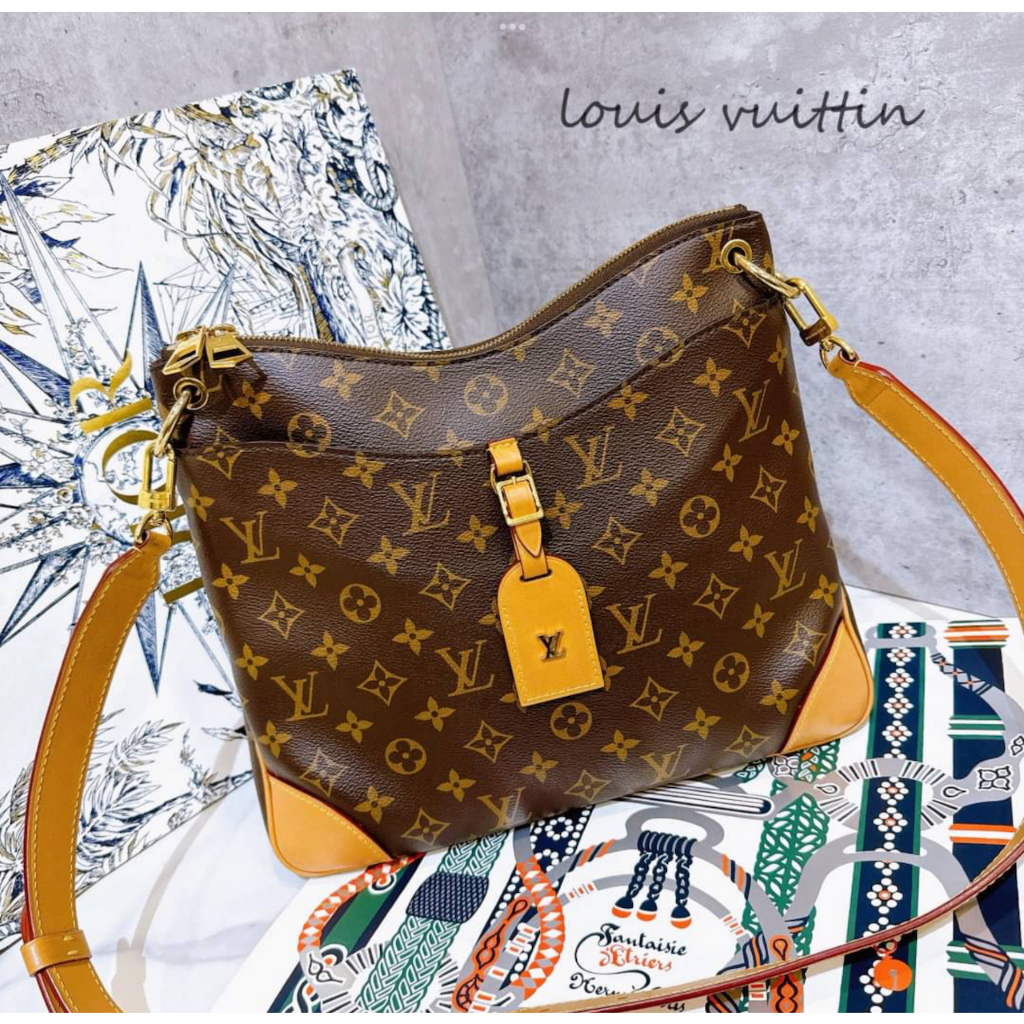 二手旗艦 LOUIS VUITTON LV 字紋 ODEON 牛角方形包 肩背包 兩用包(中友店)