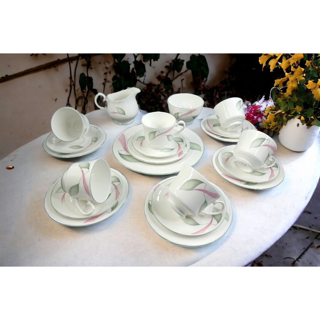 【Sunshine Antiques】Duchess - Windermere 英國骨瓷茶杯組糖碗牛奶壺蛋糕盤 F.30