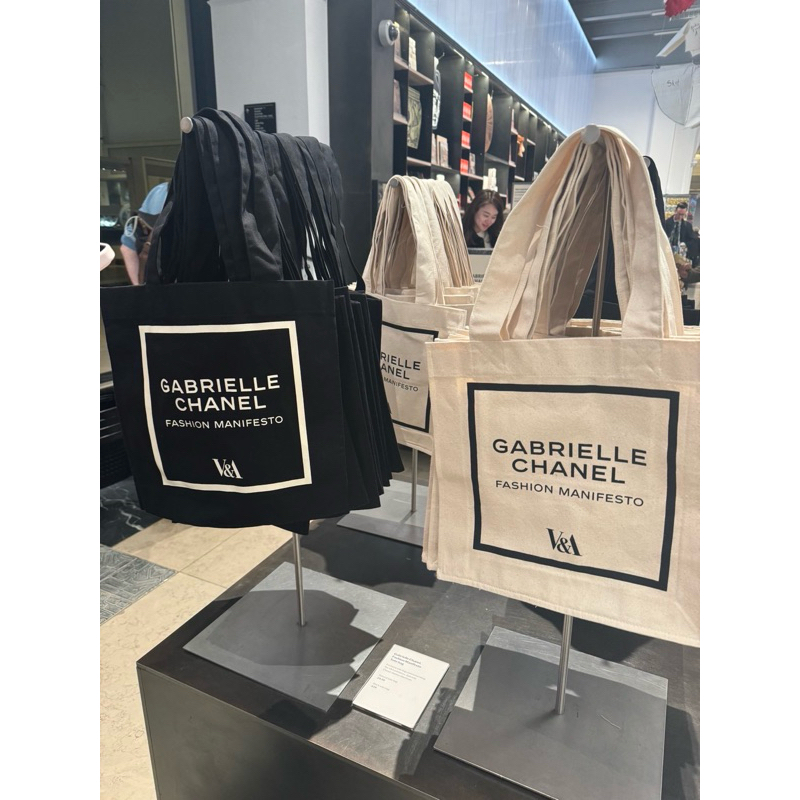 ［英國限定 現貨］Chanel香奈兒跟英國V&amp;A博物館限定帆布包