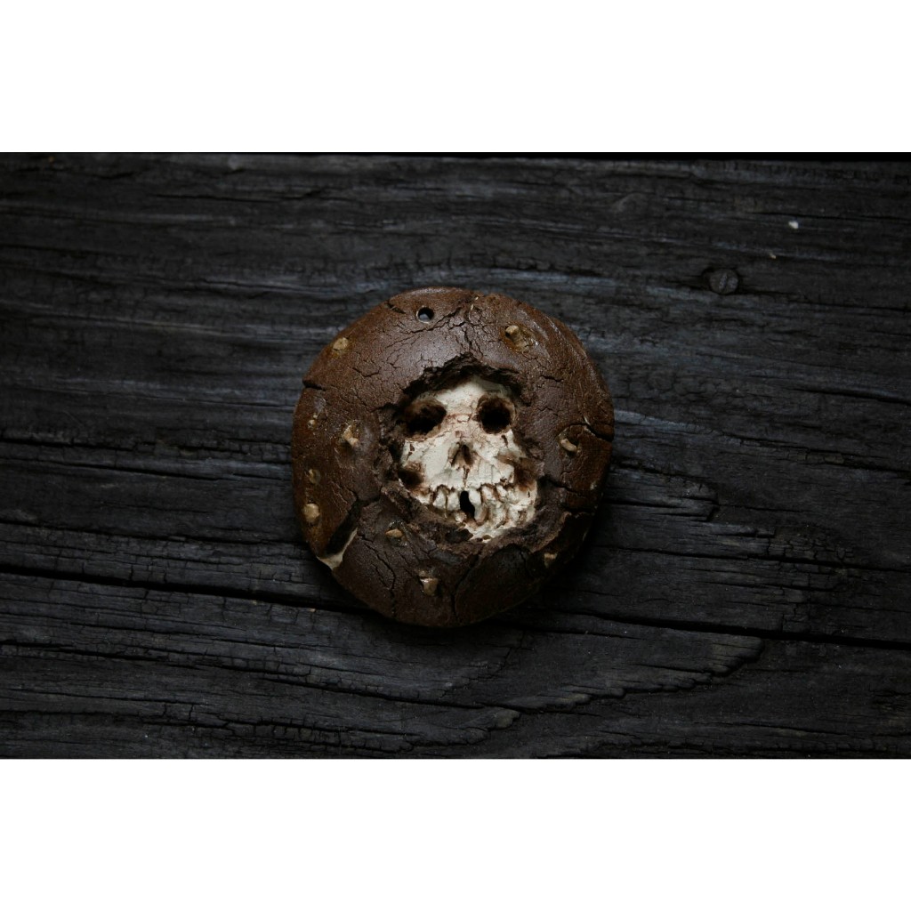 骷髏棉花糖巧克力餅乾 (直徑6.5cm 吊飾 香座) 021028
